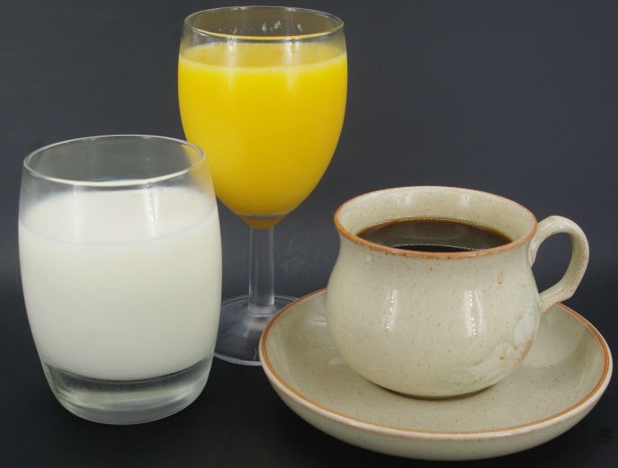 A variety of over-thickened drinks